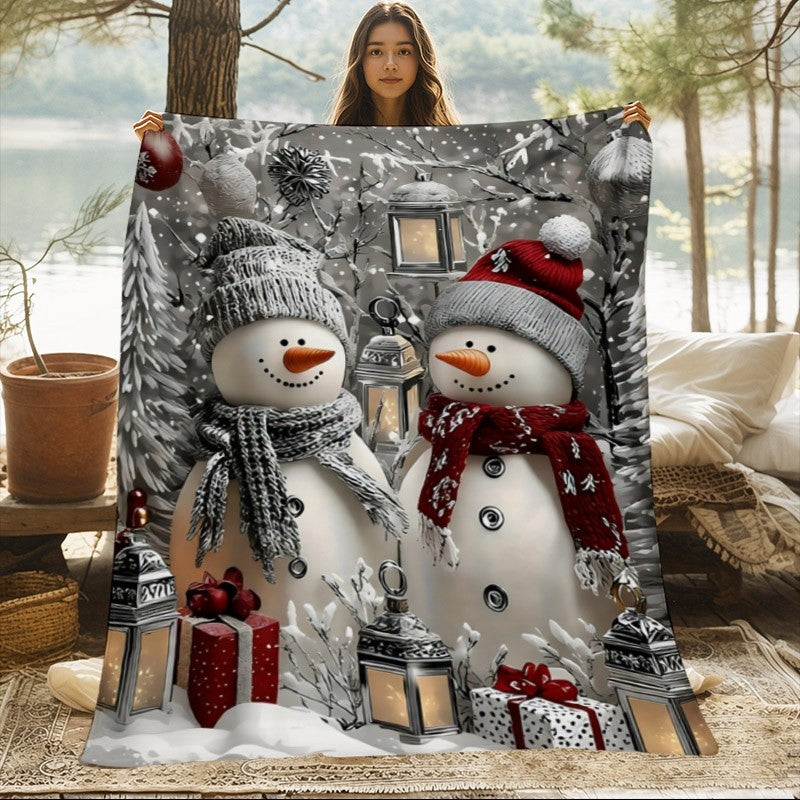 1pc Christmas Snowman and Lantern Gift Pattern Flannel Large Blanket in Black and Red, Multiple Sizes Available, Full-Body Blanket, Christmas Winter Decoration, Durable Plush Surface, Suitable for Living Room Sofa Cover, Weekend Sofa Naps