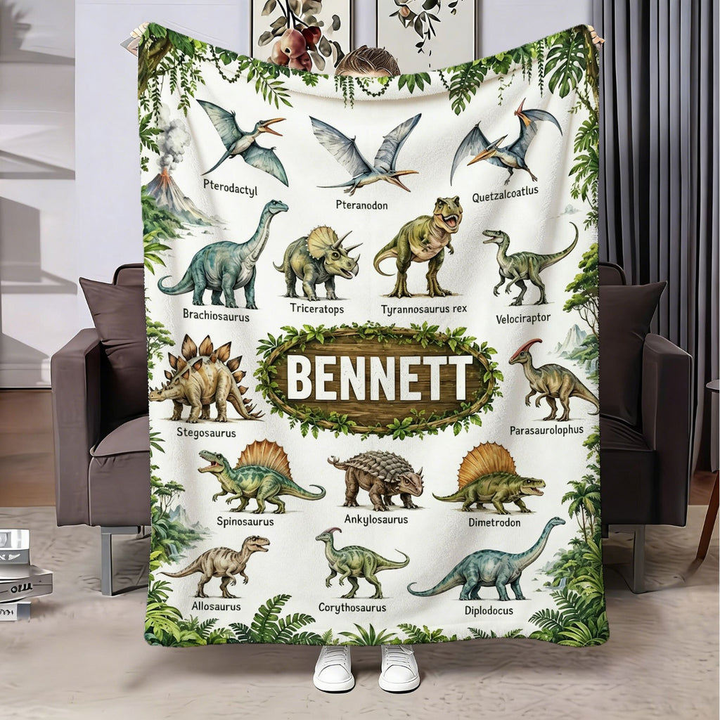 Personalized Custom Name Blanket, Jurassic Dinosaur Pattern Fleece Blanket, Gift for Outdoor Enthusiasts, All-Season Plush Blanket, Suitable for Home And Travel, Comfortable Personalized Blanket, Ideal Holiday Gift for Family And Friends