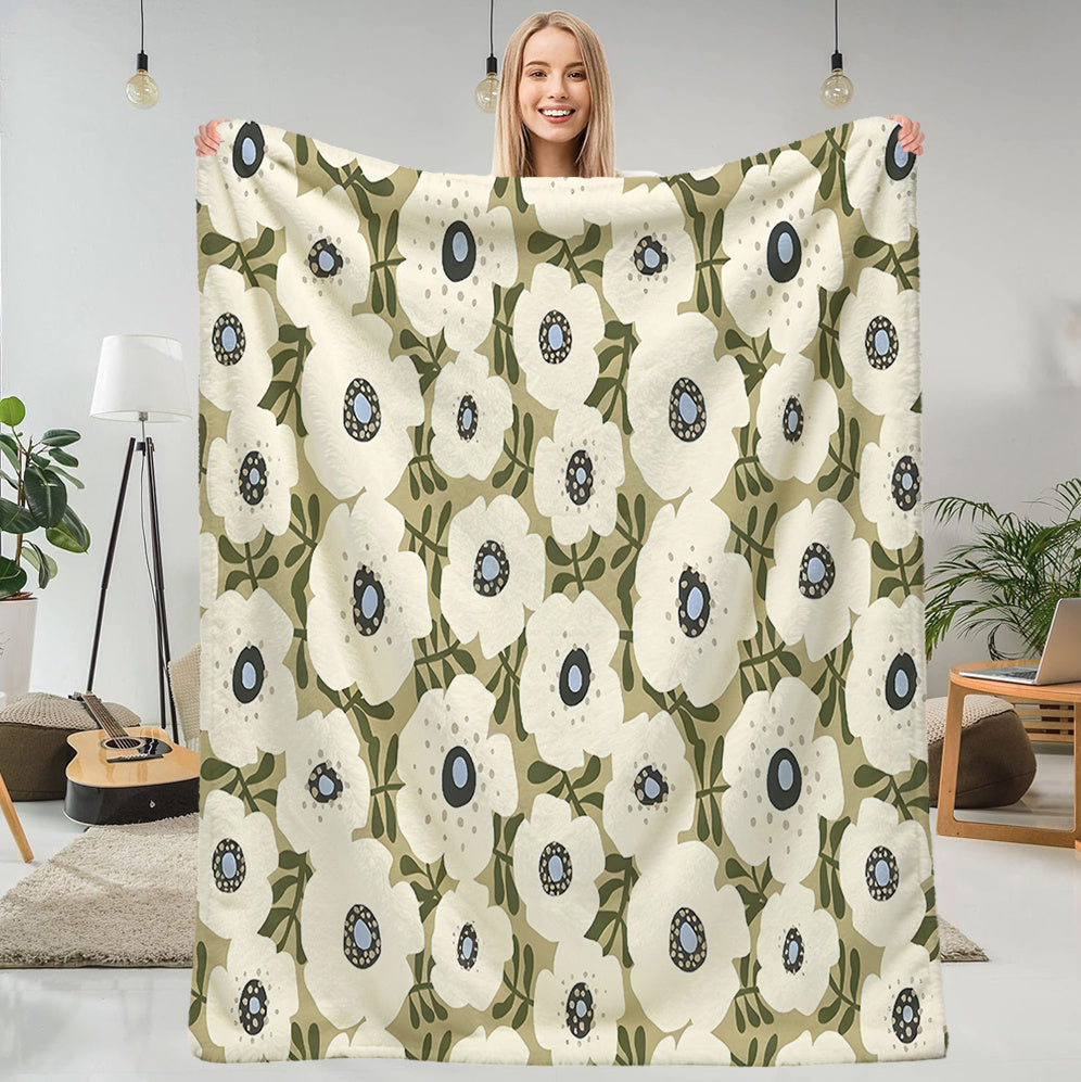 1pc Floral Pattern Blanket, Pastoral Style Design, Soft Plush Surface, Lightweight and Durable Flannel Material, Available in Multiple Sizes, Perfect for Holiday Gatherings, Living Room Lounging, Bedroom Sleep, Study Reading, and Seasonal Home Decor
