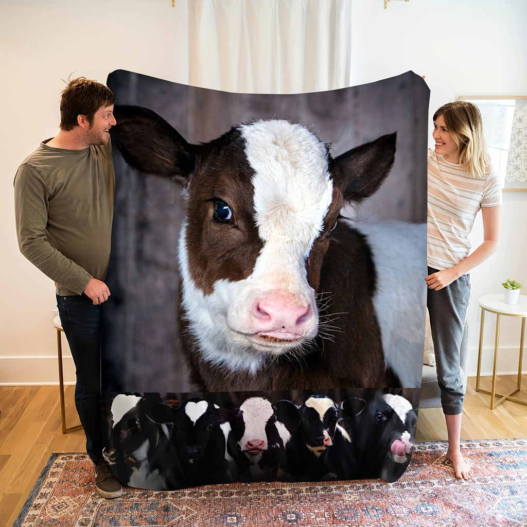 1pc 2D Printed Flannel Cow-Themed Blanket, Featuring an Adorable Cow Print Design—soft, Warm, and Cozy, Lightweight and Durable, Available in Multiple Sizes. Perfect for Holiday Gifts, Living Room Relaxation, Bedroom Warmth, Office Naps