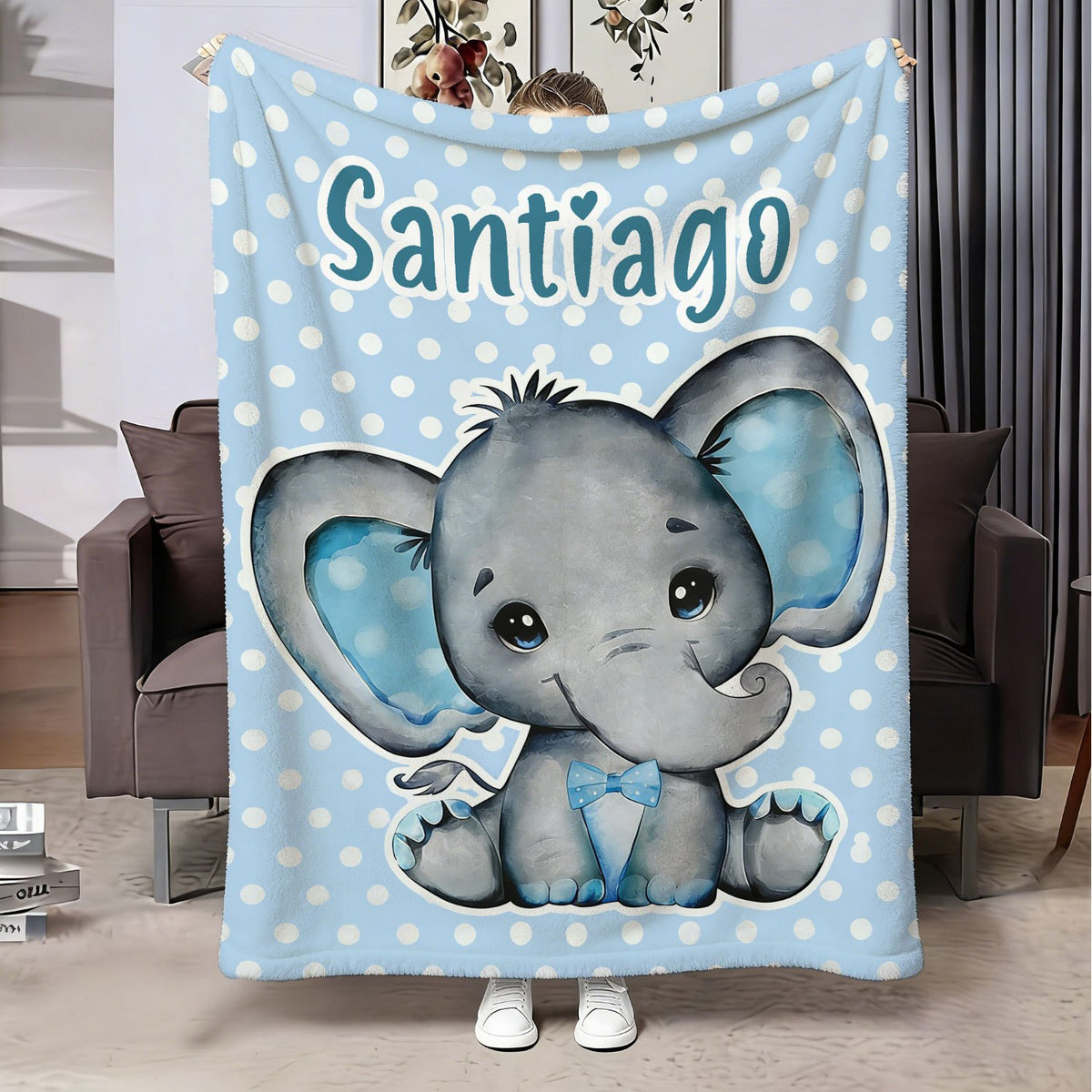 Personalized Custom Name Blanket, Cute Elephant Fleece Blanket, Gift for Outdoor Enthusiasts, All-Season Plush Blanket, Suitable for Home And Travel, Comfortable Personalized Blanket, Ideal Holiday Gift for Family And Friends
