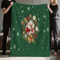 Santa Claus and Reindeer Wreath Pattern, Green Plaid Design Flannel Blanket, Soft, Comfortable, and Warm, All-season Sofa Throw, Warm Cover Blanket, Suitable for Living Room Sofas, Bedroom, Leisure Reading, Holiday Decoration, and Winter Warmth