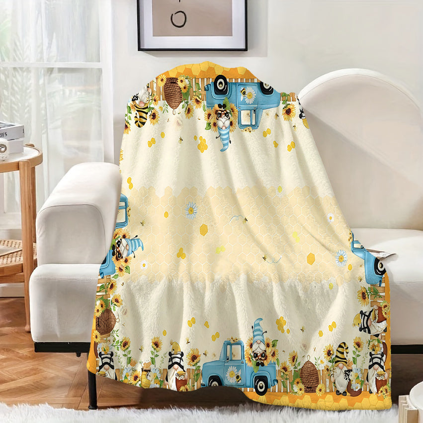 1pc Pastoral Bee Pattern Blanket, Cartoon Style Design, Soft Plush Surface, Flannel Material Lightweight And Durable, Multiple Sizes Available, Ideal for Holiday Gatherings, Living Room Leisure, Bedroom Warmth, Study Reading, Seasonal Home Decor