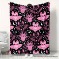 1pc 2D Flat Printing, Pink Bat And Stars Moon Blanket, Soft Fleece Blanket - Black Background with Pink Theme Design, Multiple Sizes Available, Suitable for Living Room Sofa, Bedroom, Casual Reading, Nighttime Viewing, And Holiday Decor