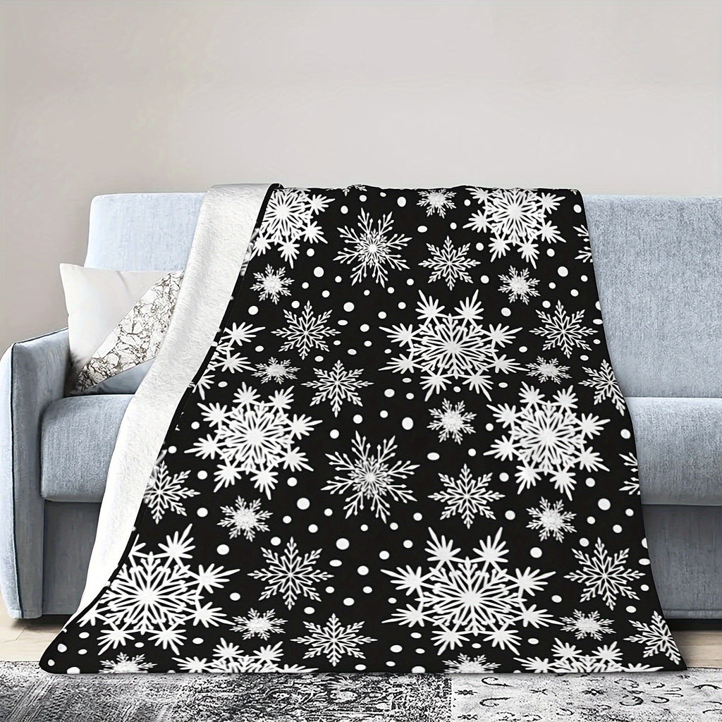 1pc, Black and White Snowflake Pattern Flannel Blanket, Soft, Comfortable, and Warm, Black Design, Durable Plush Surface, All-season Universal Blanket, Warm Throw Blanket, Multiple Sizes Available, Suitable for Living Room Sofas, Bedroom