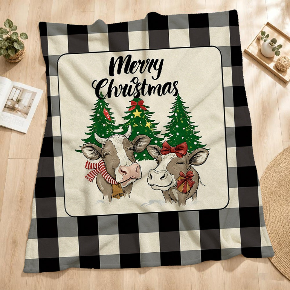 1pc Christmas Cow And Pine Tree Pattern Cream Beige Flannel Blanket, Festive Warm Design, Soft Plush All-Season Use, Suitable for Weekend Sofa Naps, Bedroom Bed Use, And Seasonal Home Decor