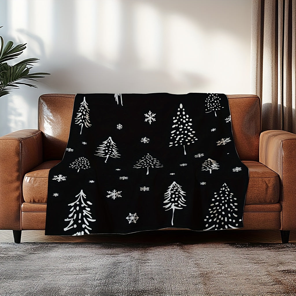 1pc Christmas Tree And Snowflake Pattern Black Design Flannel Oversized Blanket, Multi-Size Full-Body Blanket, Christmas Winter Decor, Durable Plush, All-Season Use, Suitable for Holiday Home Decoration, Weekend Sofa Nap, Home Nap
