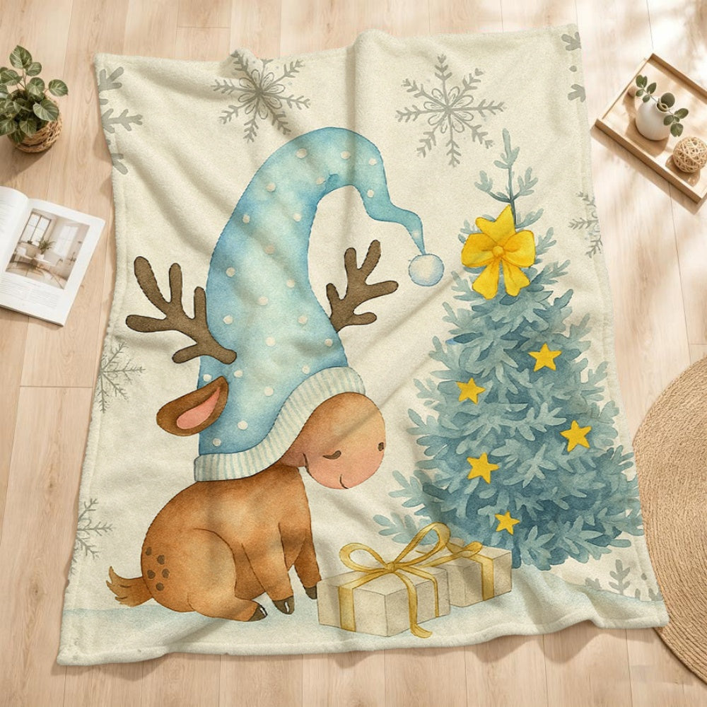 1pc Christmas Reindeer And Pine Tree Pattern Cream Beige Flannel Blanket, Festive Cozy Design, Soft Plush All-Season Use, Ideal for Reading Time, Weekend Sofa Naps, And Office Siestas