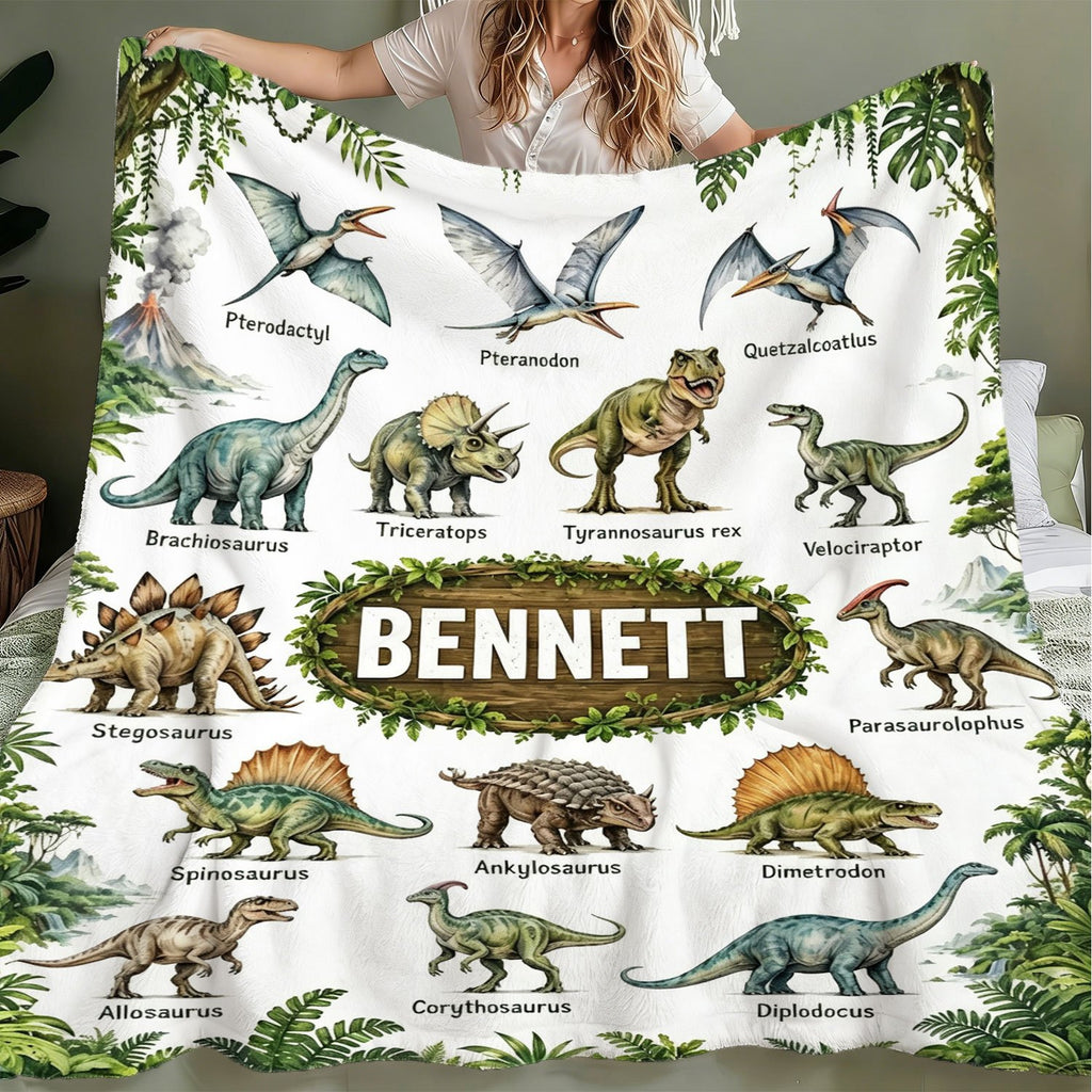 Personalized Custom Name Blanket, Jurassic Dinosaur Pattern Fleece Blanket, Gift for Outdoor Enthusiasts, All-Season Plush Blanket, Suitable for Home And Travel, Comfortable Personalized Blanket, Ideal Holiday Gift for Family And Friends