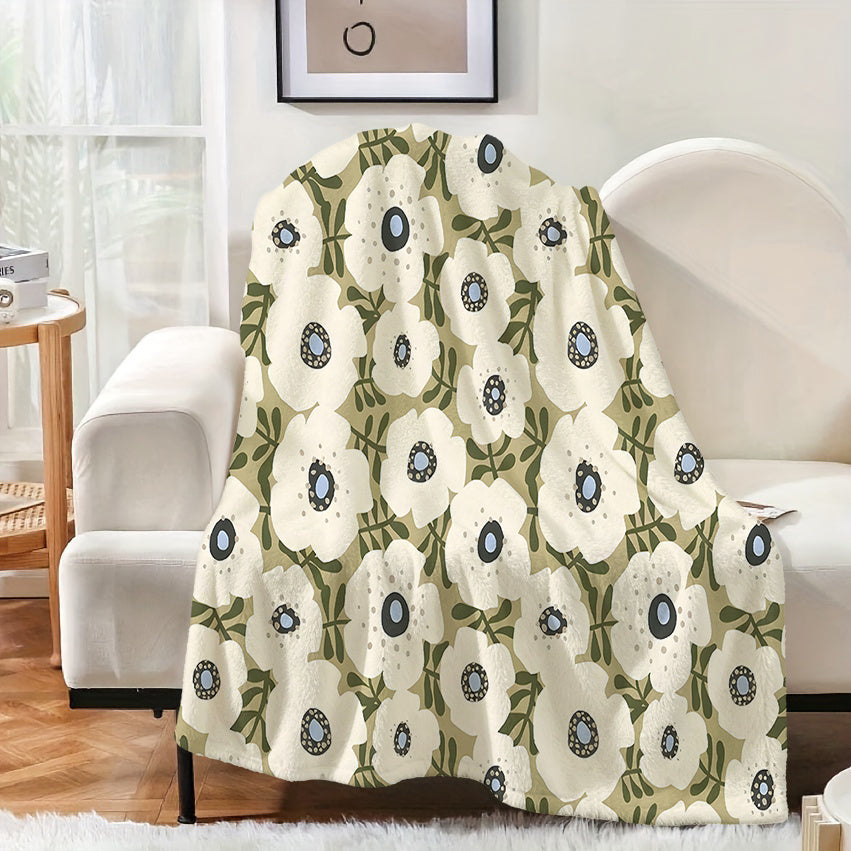 1pc Floral Pattern Blanket, Pastoral Style Design, Soft Plush Surface, Lightweight and Durable Flannel Material, Available in Multiple Sizes, Perfect for Holiday Gatherings, Living Room Lounging, Bedroom Sleep, Study Reading, and Seasonal Home Decor